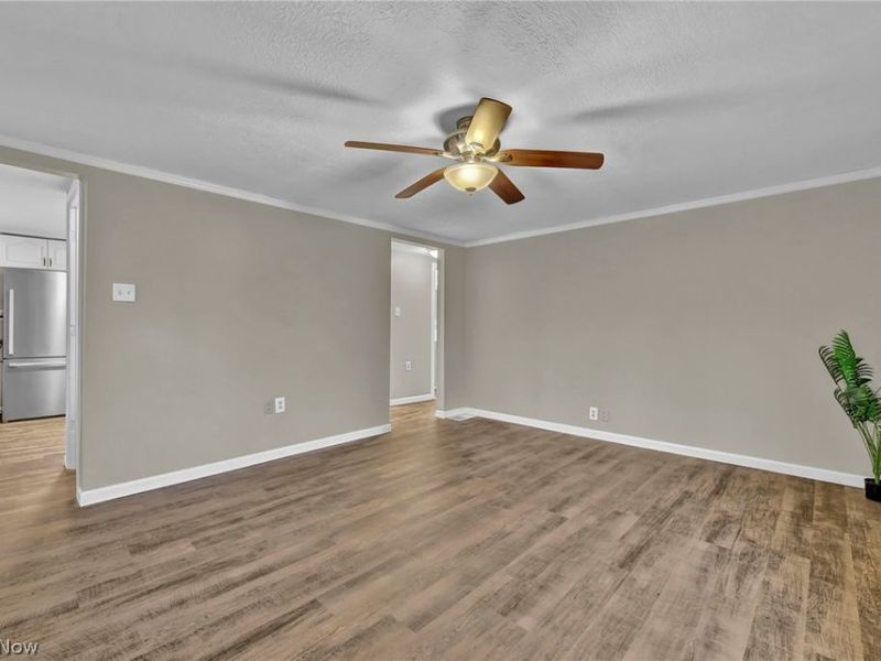 475 Munroe Falls Road, Tallmadge, OH 44278 Photo 5