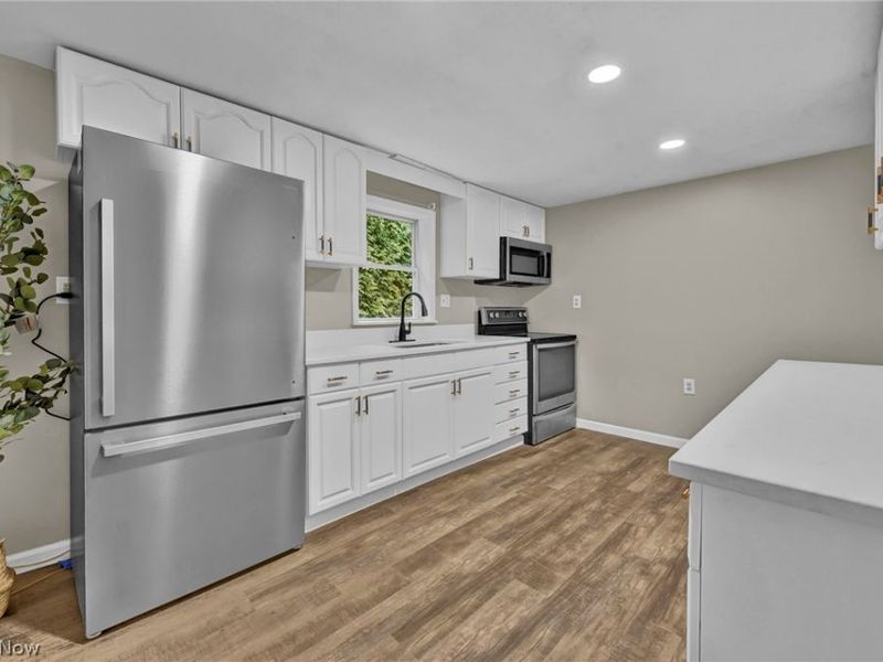 475 Munroe Falls Road, Tallmadge, OH 44278 Photo 8