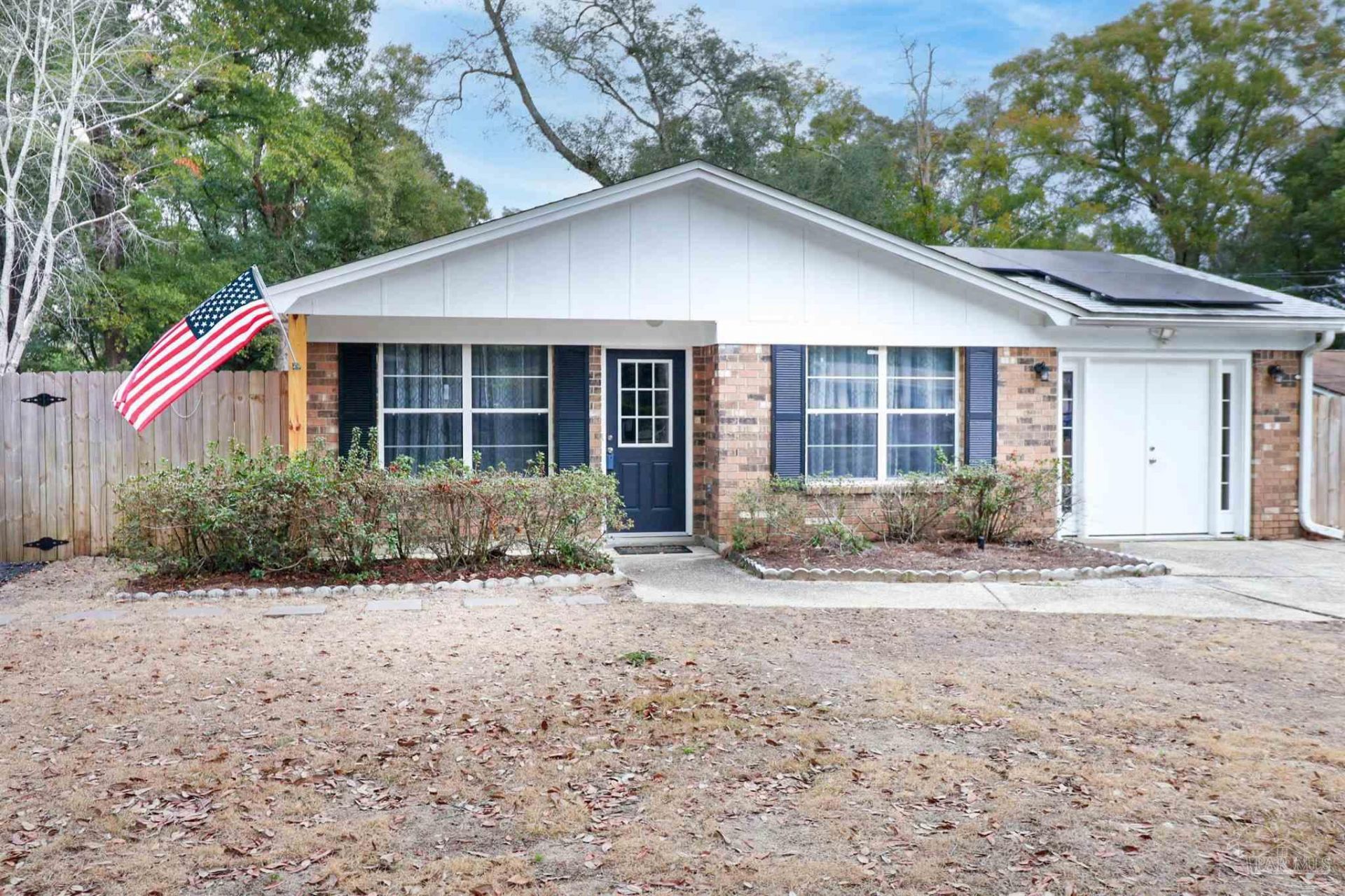 4770 Skyline Dr, Pensacola, FL 32504 Main Photo