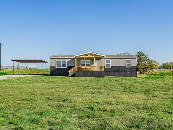 2031 Denver Road, Sunset, TX 76270