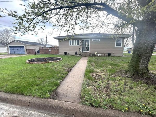 518 Tuttle Street, Ottumwa, IA 52501