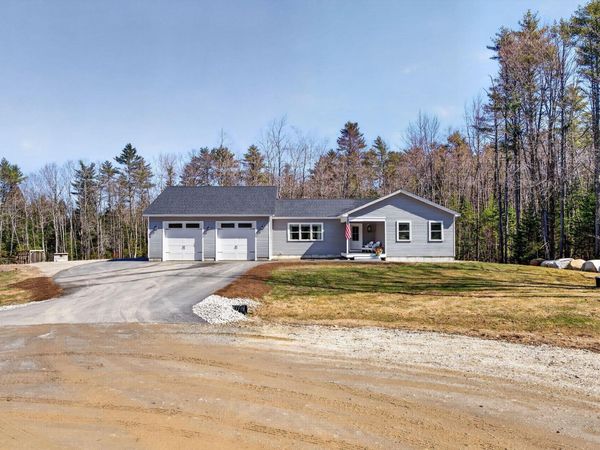 4 Rooster Run, Gray, ME 04039