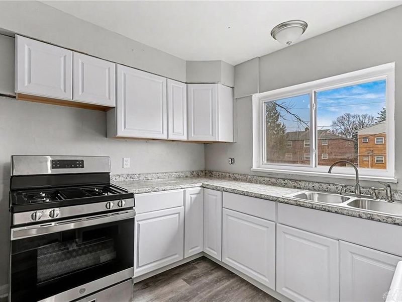 404 Ryburn Avenue, Unit 25, Dayton, OH 45405 Photo 8