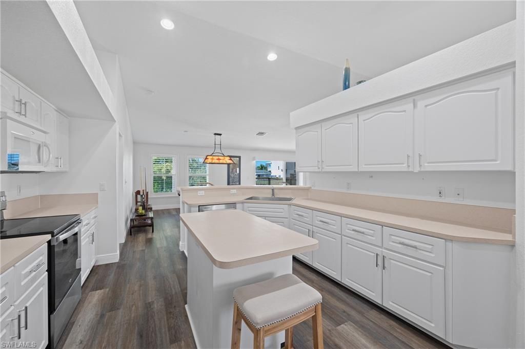 4955 Mederia Ln, Estero, FL 33928 Photo