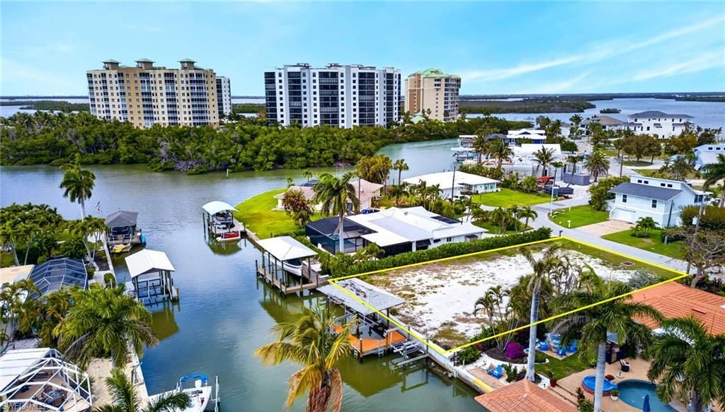 151 Estrellita Dr, Fort Myers Beach, FL 33931 Photo