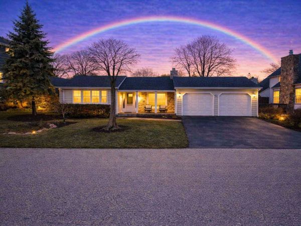 649 WILBUR Court , Gurnee, IL 60031