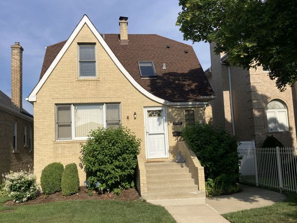 3916 N Pontiac Avenue , Chicago, IL 60634