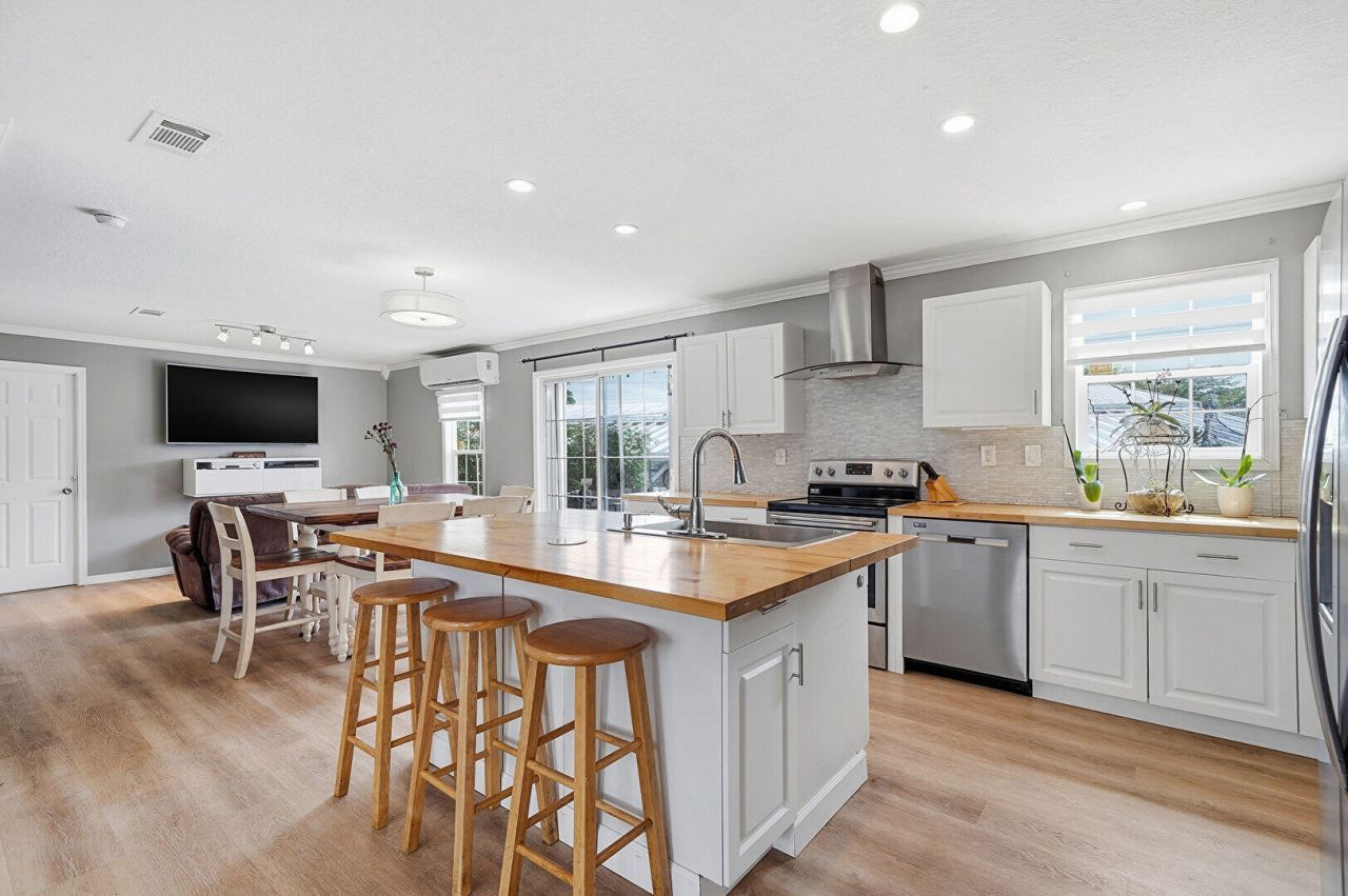 5301 SW 29th Way, Fort Lauderdale, FL 33312 Photo