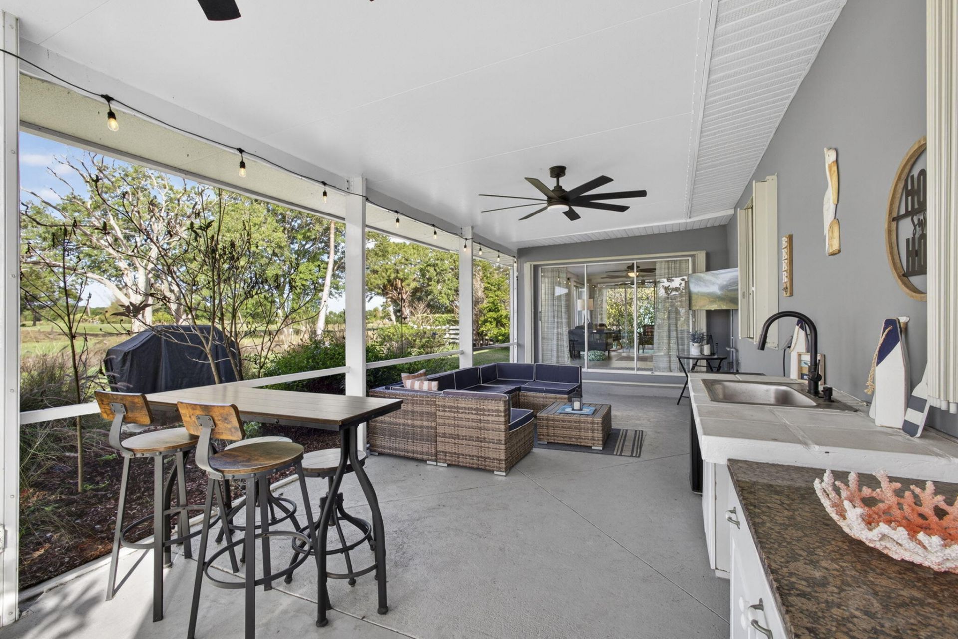 2948 SE Treasure Island Road, Port Saint Lucie, FL 34952 Photo