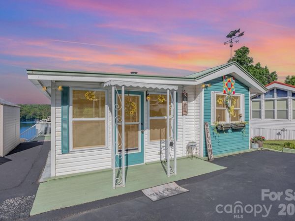 125 Maple Street , New London, NC 28127