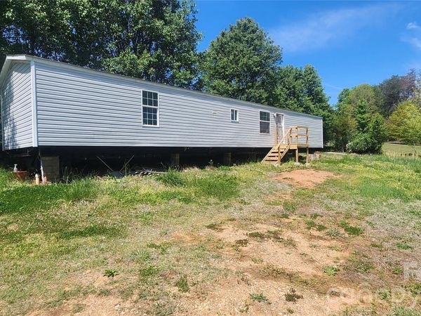 802 W 15th Street , Newton, NC 28658