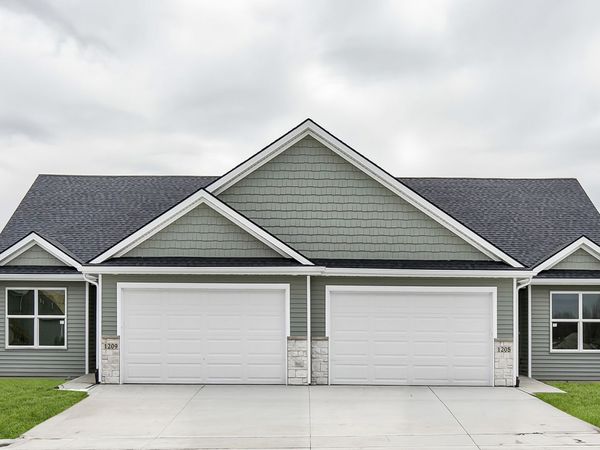 1209 NE 56th Street, Ankeny, IA 50021