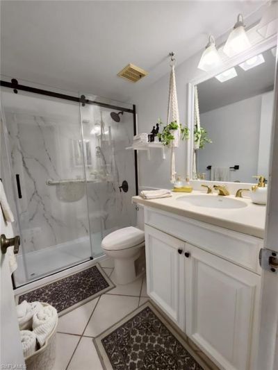 1085 Forest Lakes Dr, Unit 8305, Naples, FL 34105 Photo