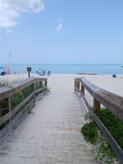 1085 Forest Lakes Dr, Unit 8305, Naples, FL 34105 Photo