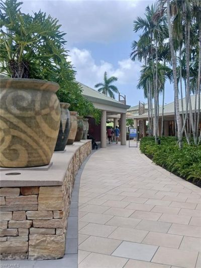 1085 Forest Lakes Dr, Unit 8305, Naples, FL 34105 Photo
