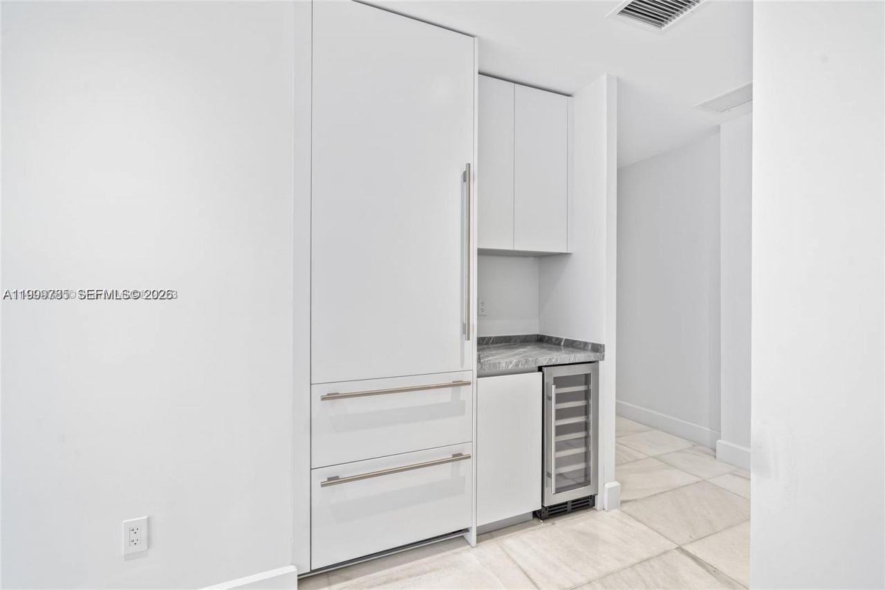 700 NE 26th Ter, Unit 804, Miami, FL 33137 Photo