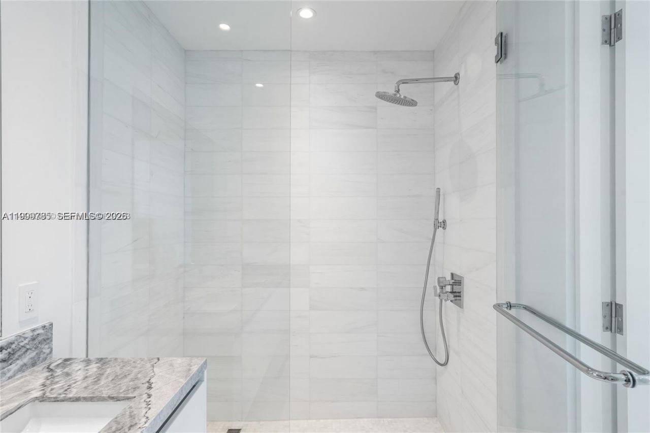 700 NE 26th Ter, Unit 804, Miami, FL 33137 Photo