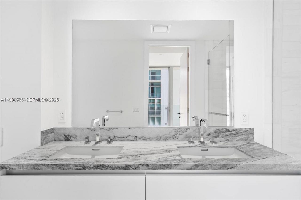 700 NE 26th Ter, Unit 804, Miami, FL 33137 Photo