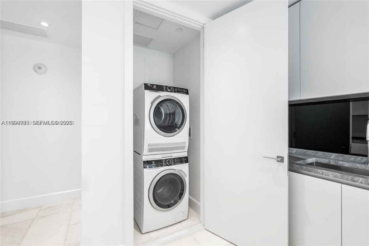 700 NE 26th Ter, Unit 804, Miami, FL 33137 Photo