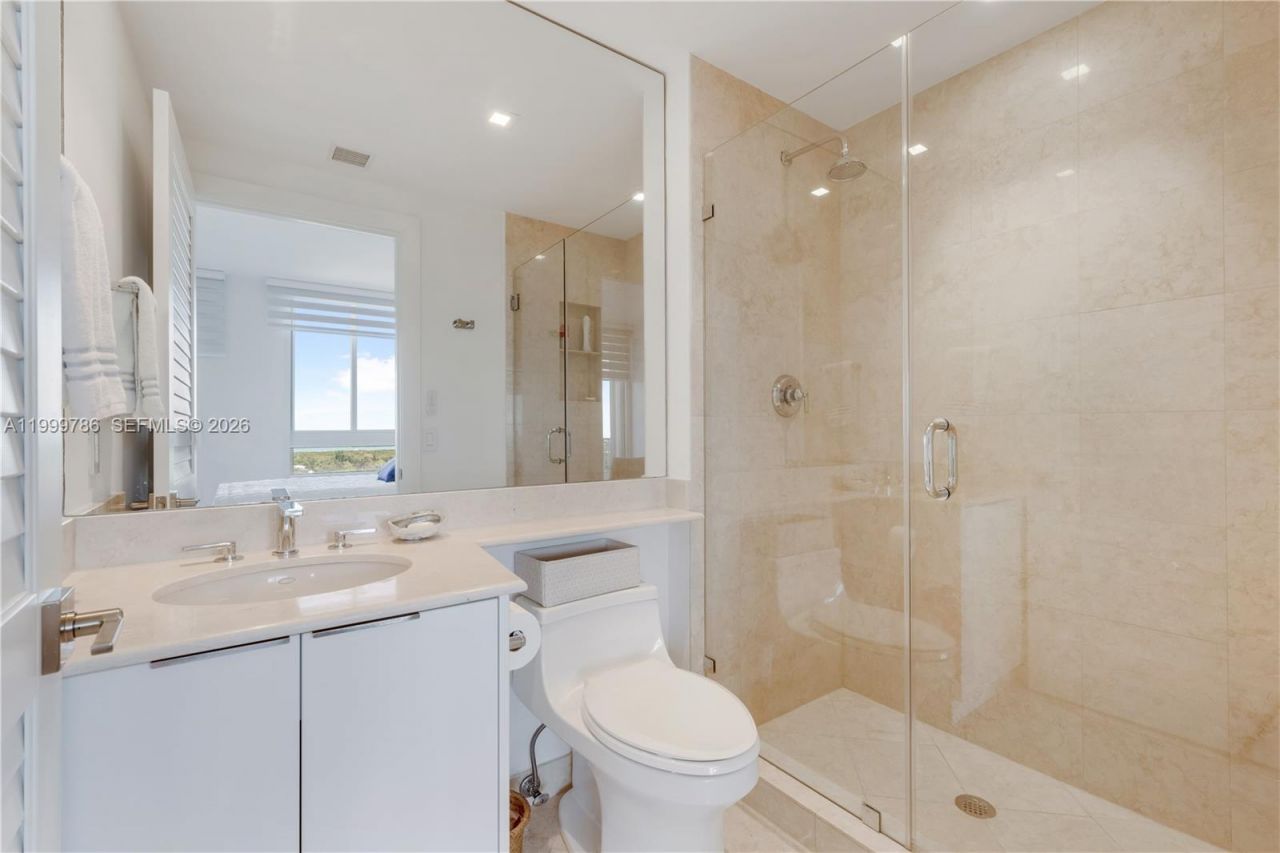 789 Crandon Blvd, Unit 1003, Key Biscayne, FL 33149 Photo