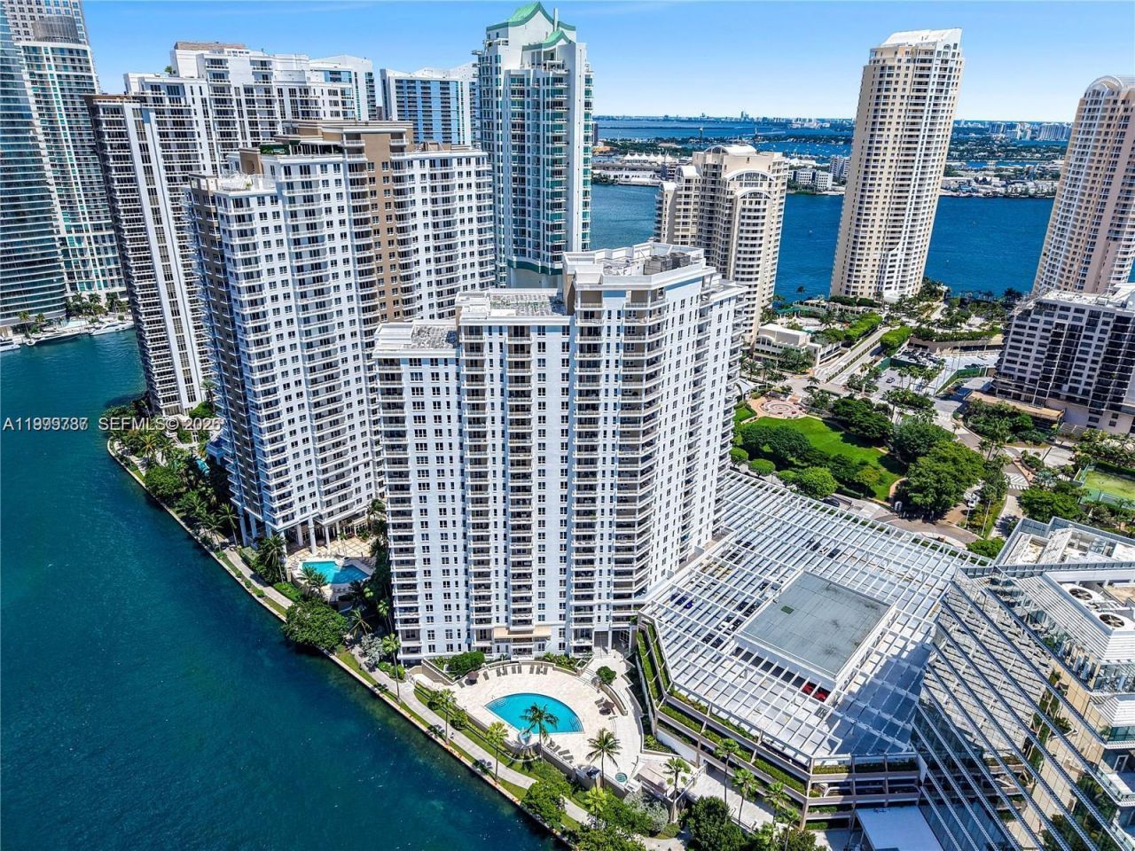 701 Brickell Key Blvd, Unit 503, Miami, FL 33131 Photo