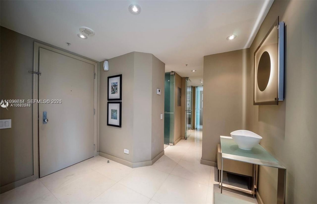 701 Brickell Key Blvd, Unit 503, Miami, FL 33131 Photo