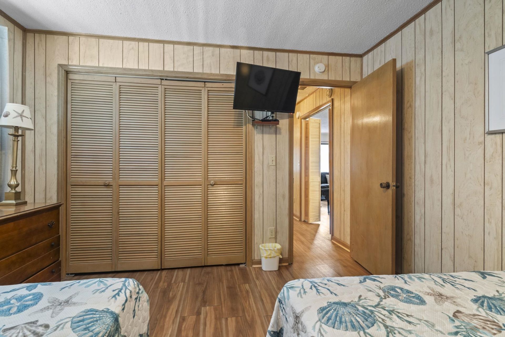 327 55th Ave. N  Photo 18