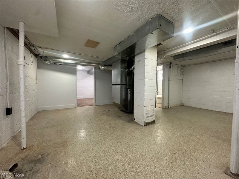 5040 E 88th Street, Garfield Heights, OH 44125 Photo 23