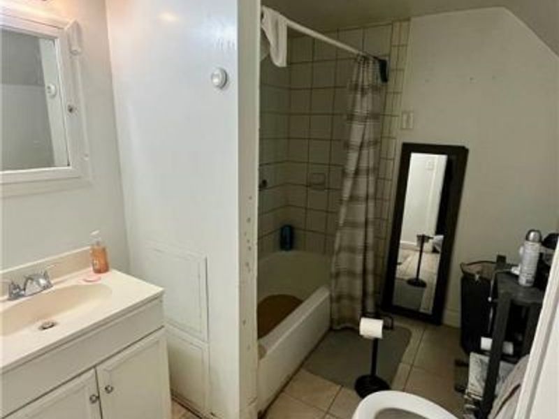 465 E 142nd Street, Cleveland, OH 44110 Photo 6