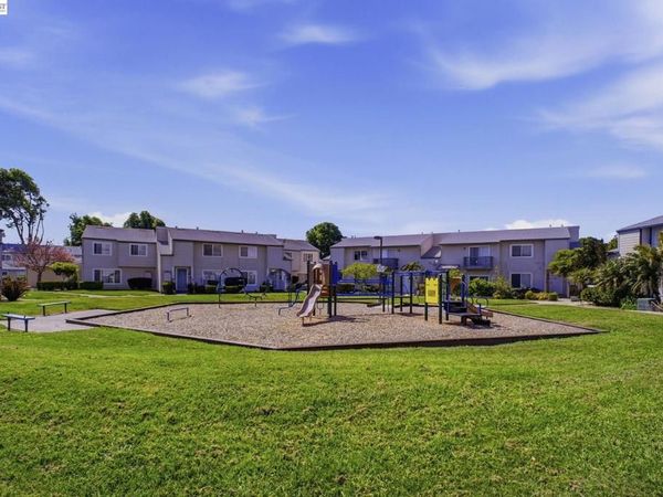 4388 Planet Cir, Union City, CA 94587
