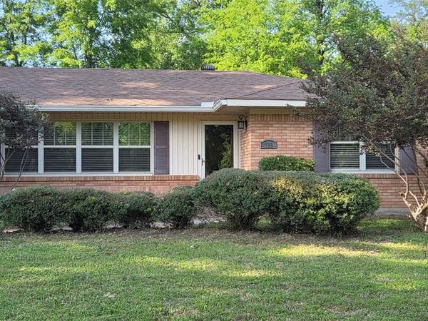 706 Livingston Avenue , Shreveport, LA 71107