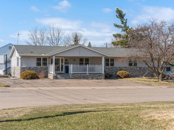 885 7th Street SW, Pine City, MN 55063