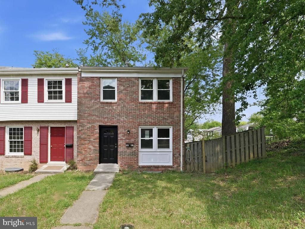 16581 Royal Court, Woodbridge, VA 22191 Main Photo