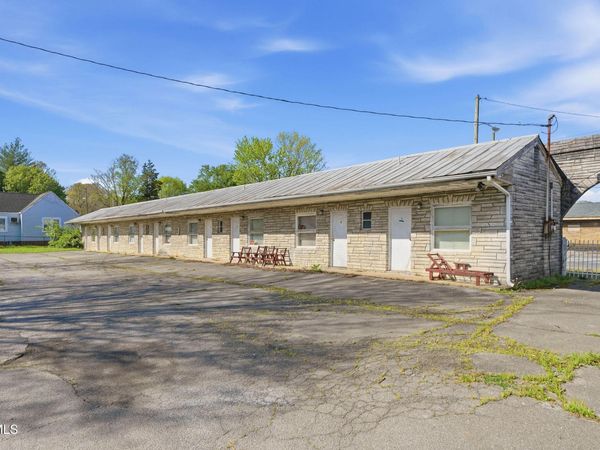 3209 Memorial Boulevard, Kingsport, TN 37664