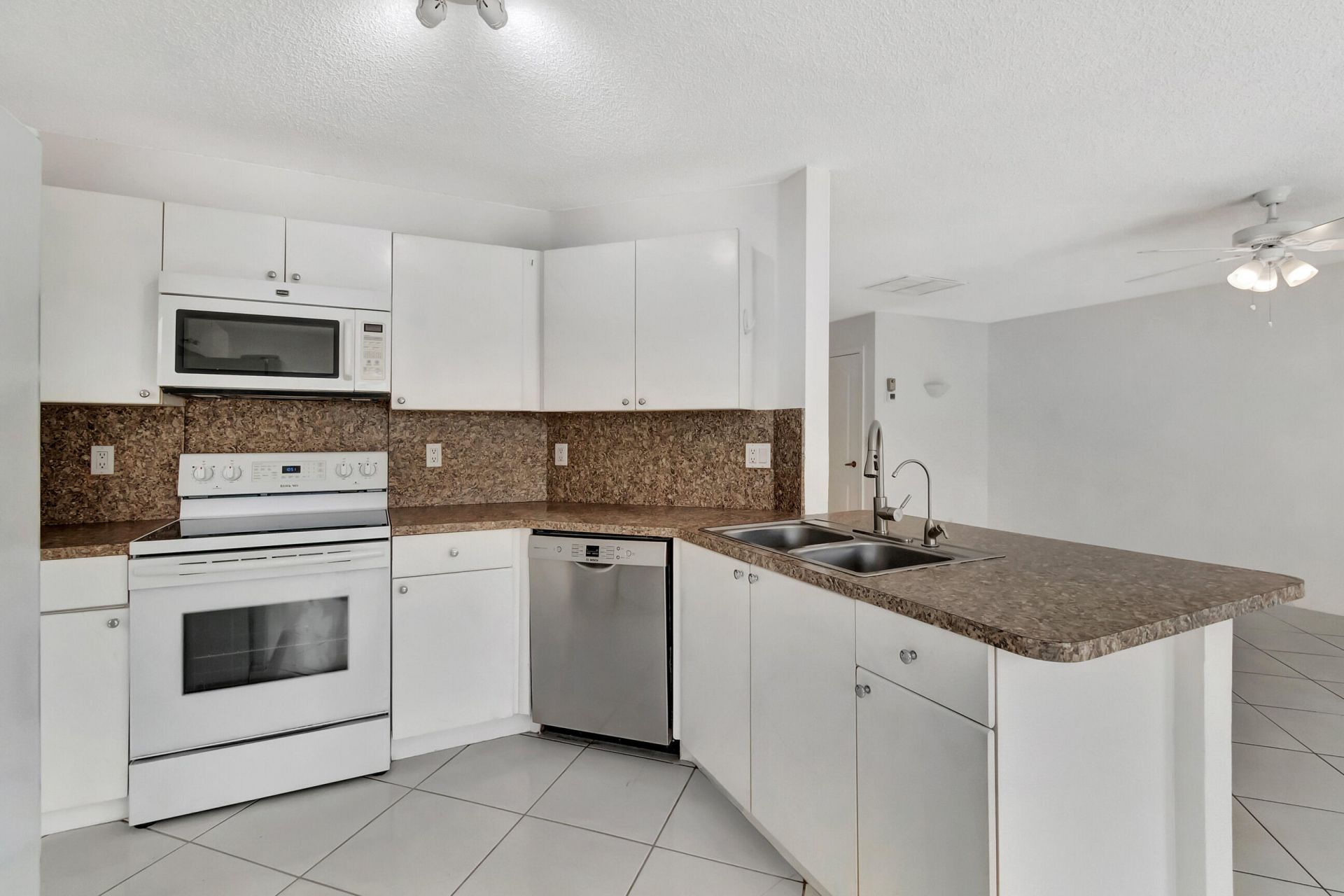 8895 Sonoma Lake Boulevard, Boca Raton, FL 33434 Photo