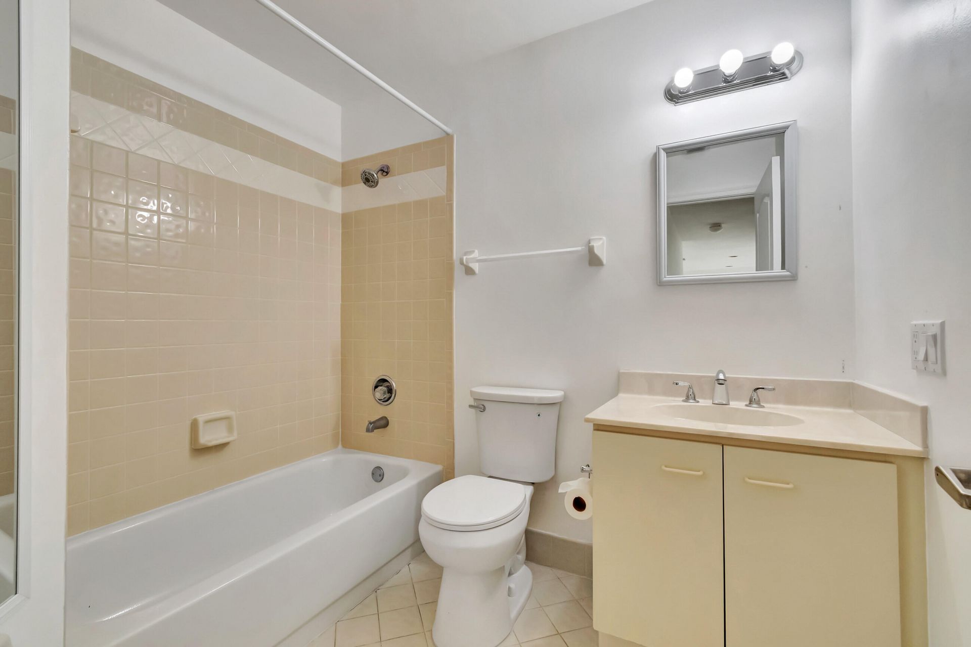 8895 Sonoma Lake Boulevard, Boca Raton, FL 33434 Photo