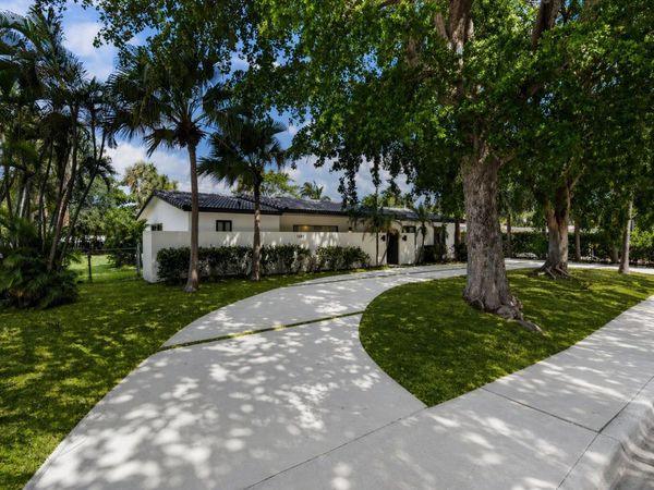 1601 Seabreeze Boulevard, Fort Lauderdale, FL 33316