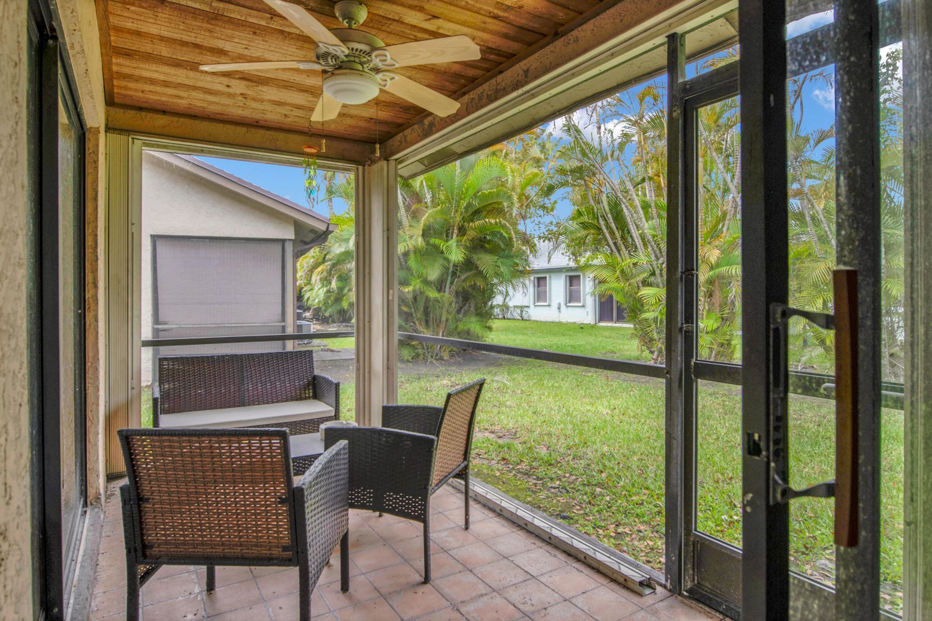 8203 NW 100th Way, Tamarac, FL 33321 Photo