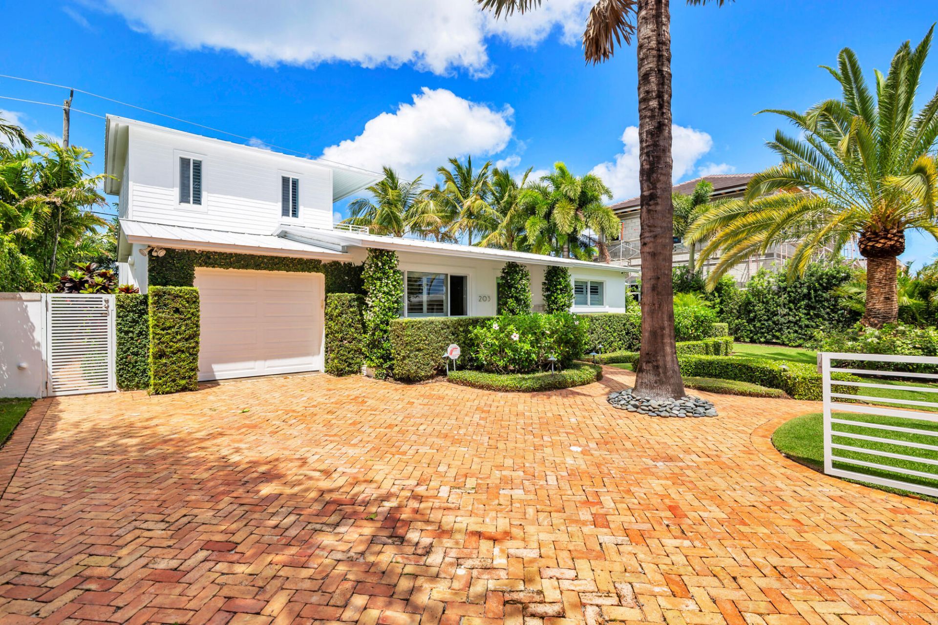 203 Arlington Road, West Palm Beach, FL 33405 Photo