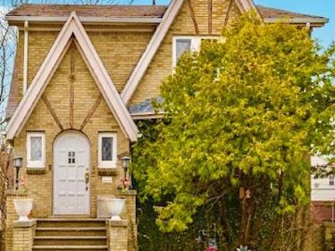 604 Alter Road, Detroit, MI 48215