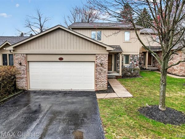 29441 Sylvan Lane, Farmington Hills, MI 48334