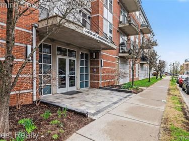 66 Winder Street, Detroit, MI 48201