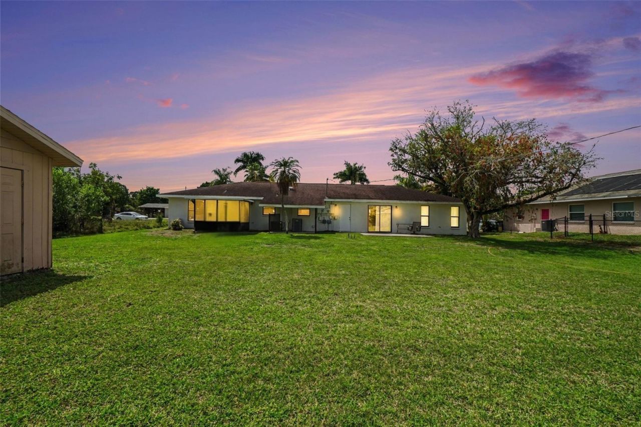 2208/2210 Iris Way, Fort Myers, FL 33905 Photo