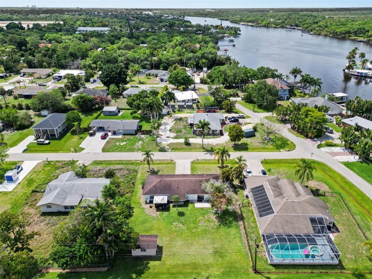 2208/2210 Iris Way, Fort Myers, FL 33905 Photo
