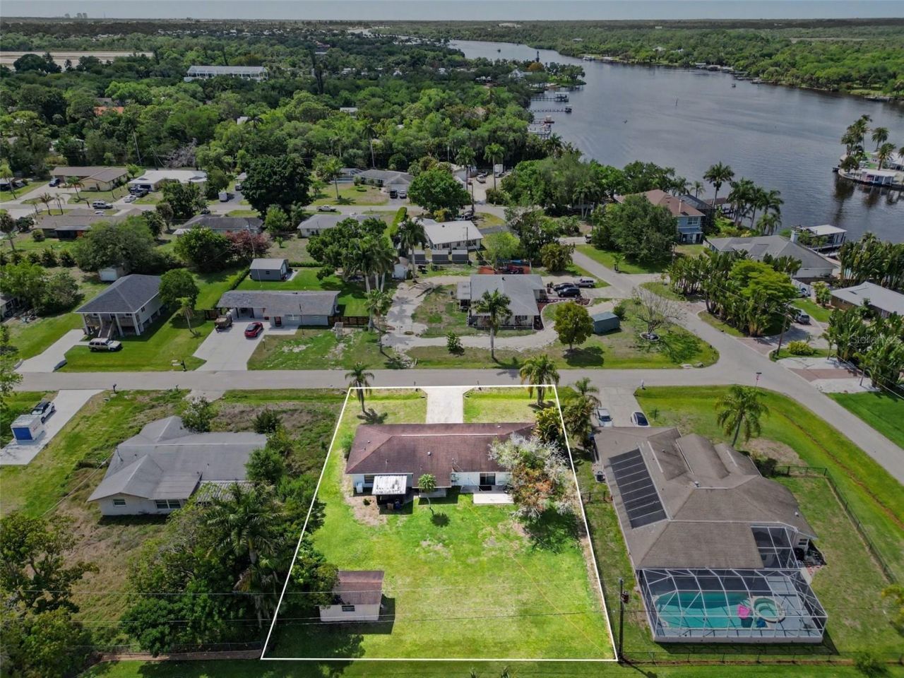 2208/2210 Iris Way, Fort Myers, FL 33905 Photo