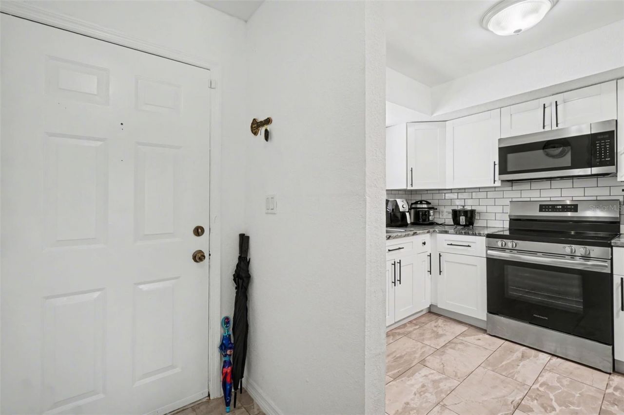 2208/2210 Iris Way, Fort Myers, FL 33905 Photo