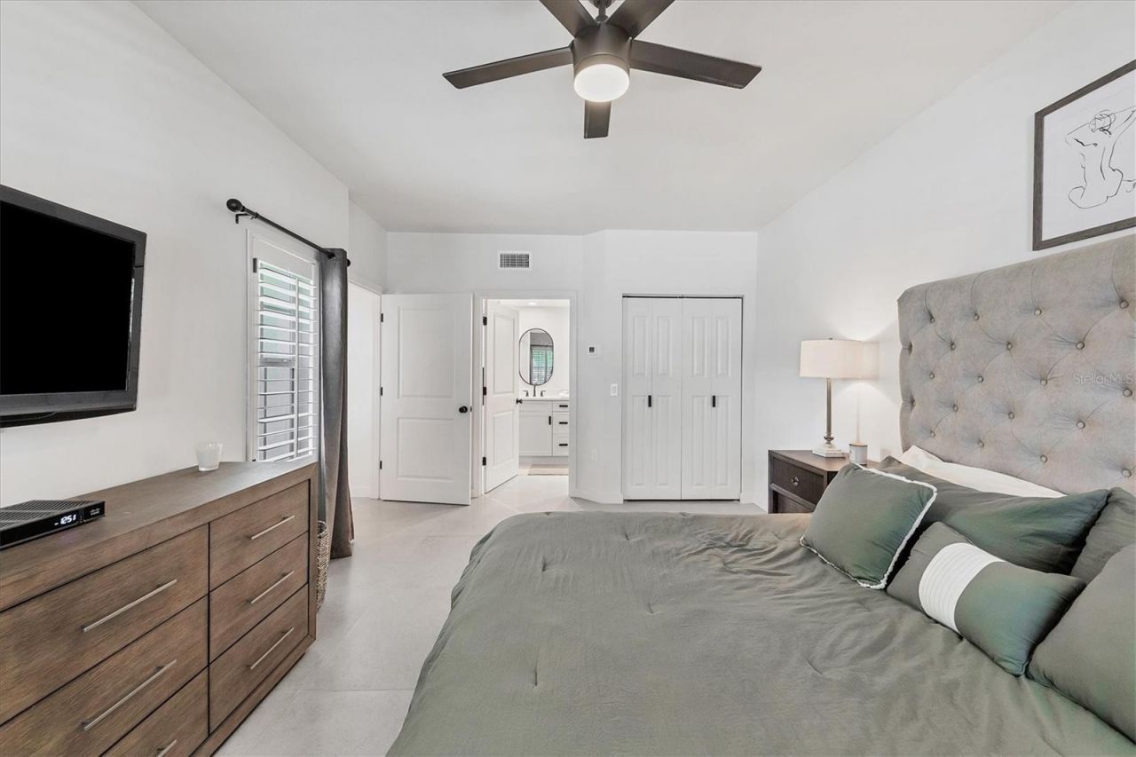 3401 54th Drive W, Unit 203, Bradenton, FL 34210 Photo