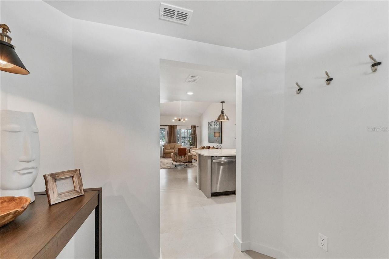 3401 54th Drive W, Unit 203, Bradenton, FL 34210 Photo