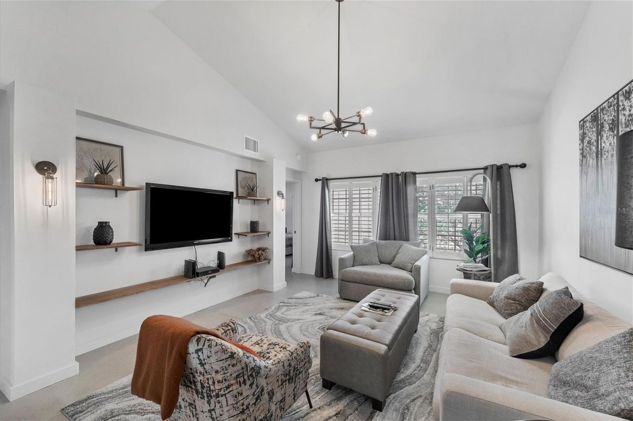 3401 54th Drive W, Unit 203, Bradenton, FL 34210 Photo