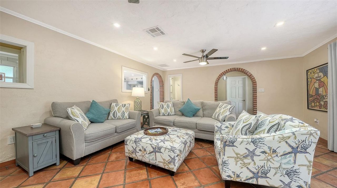 1127 S Osprey Avenue, Sarasota, FL 34236 Photo
